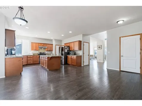 5878 NW Redfox Drive Portland OR 97229