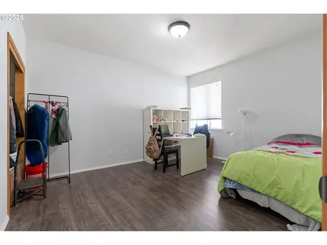 5878 NW Redfox Drive Portland OR 97229