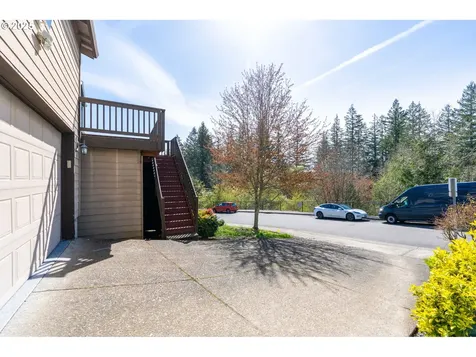 5878 NW Redfox Drive Portland OR 97229