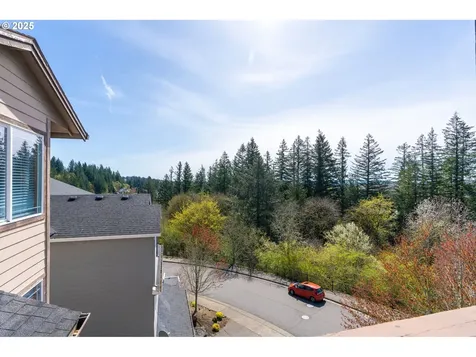5878 NW Redfox Drive Portland OR 97229