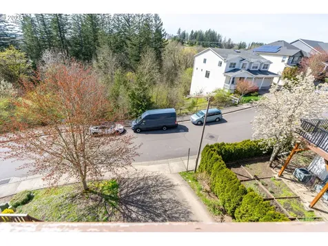 5878 NW Redfox Drive Portland OR 97229