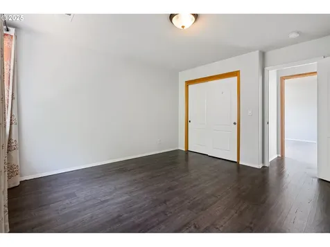 5878 NW Redfox Drive Portland OR 97229