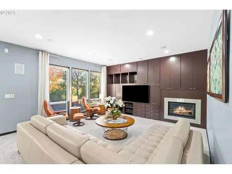 483 W Y Street Washougal WA 98671