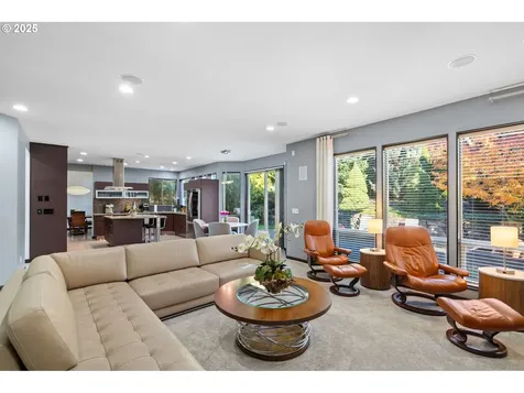483 W Y Street Washougal WA 98671