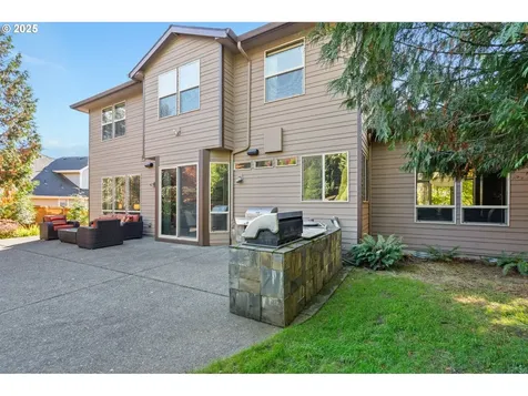 483 W Y Street Washougal WA 98671