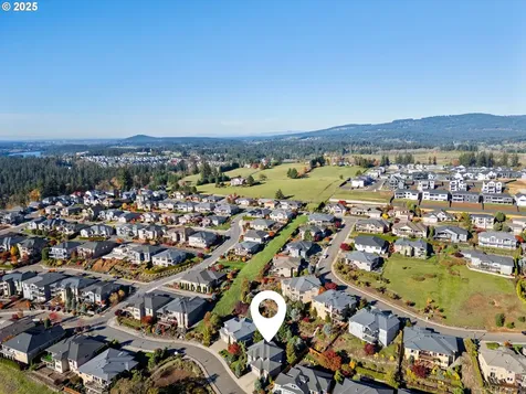 483 W Y Street Washougal WA 98671