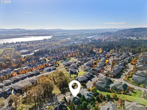 483 W Y Street Washougal WA 98671