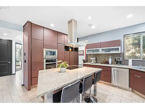 483 W Y Street Washougal WA 98671