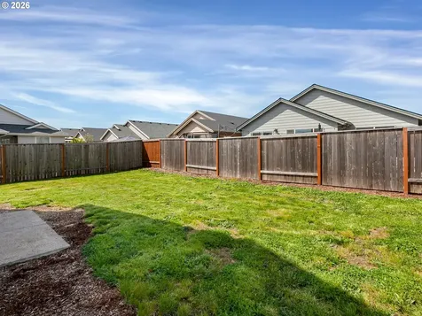 1819 SE Blueberry Street Dallas OR 97338