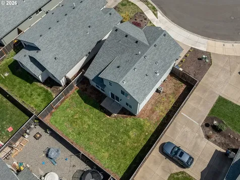 1819 SE Blueberry Street Dallas OR 97338