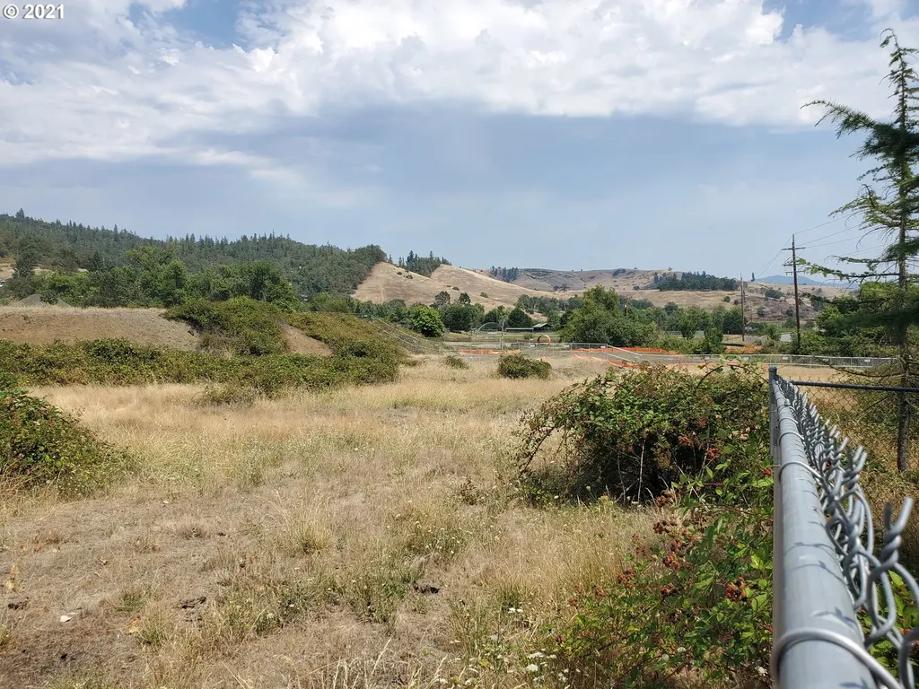 Quarry Road Roseburg OR 97470