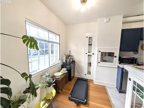 2829 SE Belmont Street Portland OR 97214