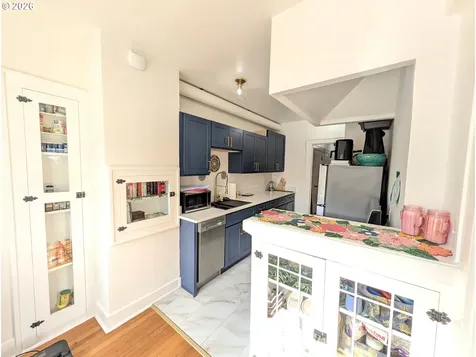 2829 SE Belmont Street Portland OR 97214
