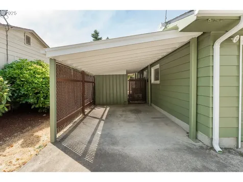152 W Cardinal Street Roseburg OR 97471
