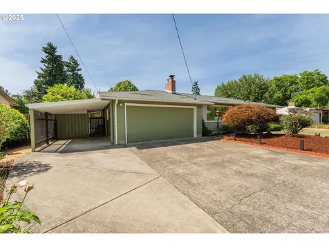 152 W Cardinal Street Roseburg OR 97471