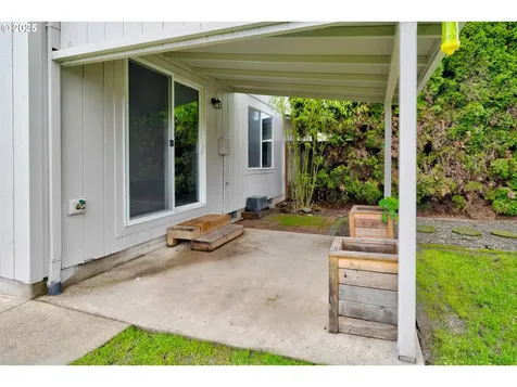 2081 SW Fellows Street Mcminnville OR 97128