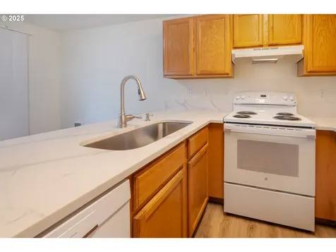 2081 SW Fellows Street Mcminnville OR 97128