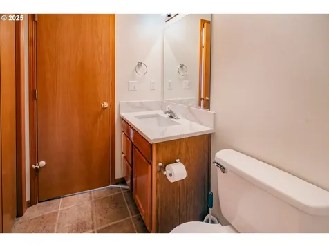 2081 SW Fellows Street Mcminnville OR 97128