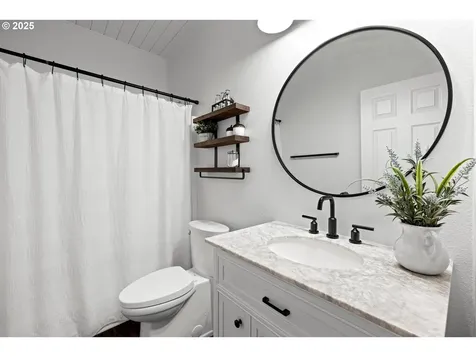 13535 SW 124th Avenue Portland OR 97223