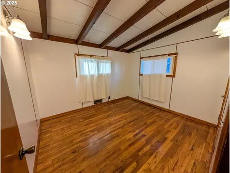 1106 F Avenue La Grande OR 97850