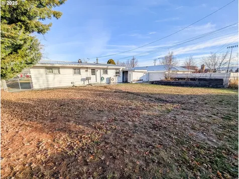 1106 F Avenue La Grande OR 97850