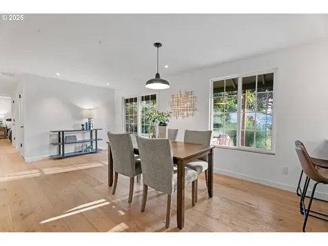 21931 S Farm Pond Court Oregon City OR 97045