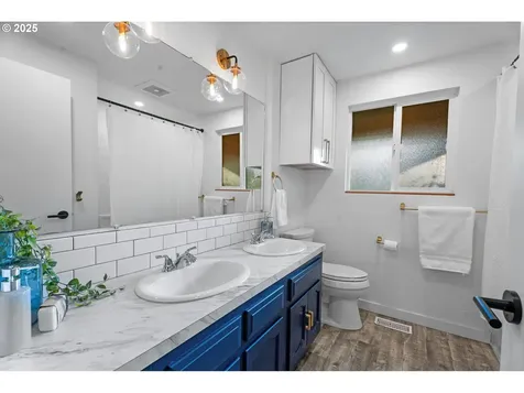21931 S Farm Pond Court Oregon City OR 97045