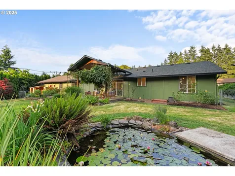 21931 S Farm Pond Court Oregon City OR 97045
