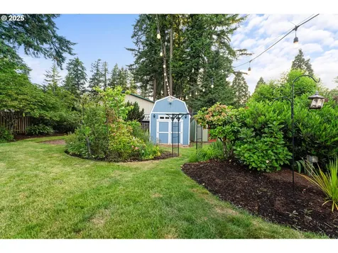 21931 S Farm Pond Court Oregon City OR 97045