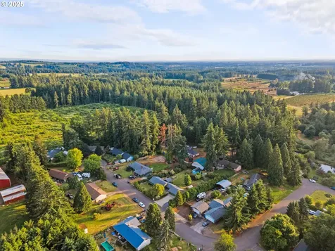 21931 S Farm Pond Court Oregon City OR 97045