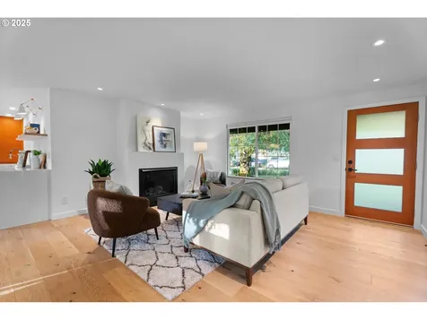 21931 S Farm Pond Court Oregon City OR 97045