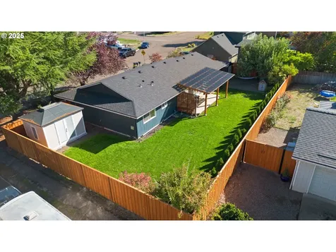 1905 N Springbrook Way Newberg OR 97132