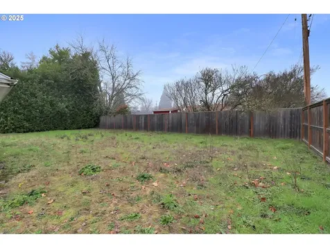 305 Knoop Lane Eugene OR 97404