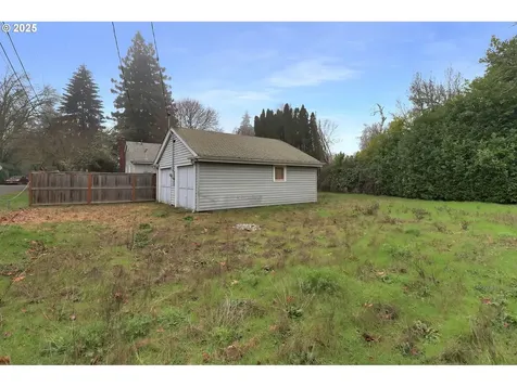 305 Knoop Lane Eugene OR 97404