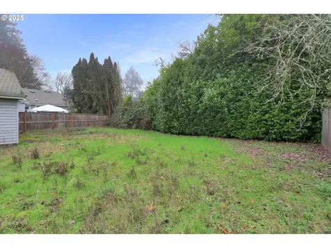 305 Knoop Lane Eugene OR 97404