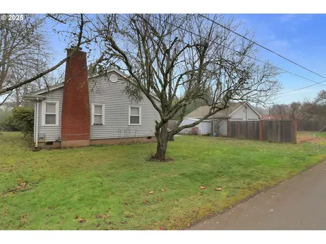 305 Knoop Lane Eugene OR 97404