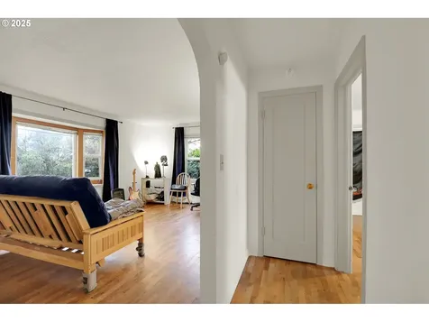305 Knoop Lane Eugene OR 97404