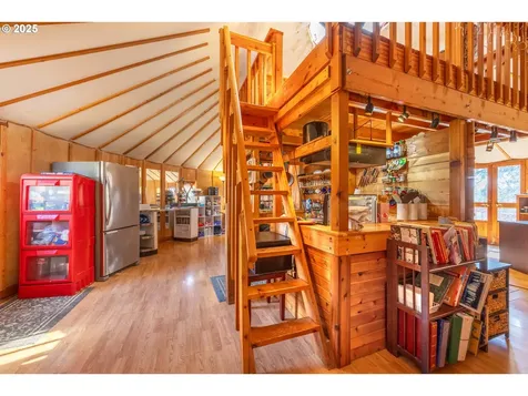 959 Zelinski Road Goldendale WA 98620
