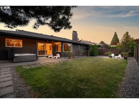 13000 NE Stanton Street Portland OR 97230