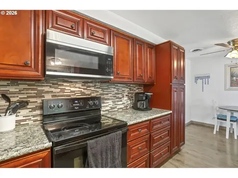 13011 Berta Drive Oregon City OR 97045
