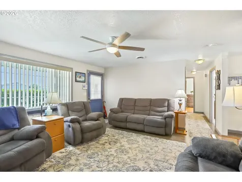 13011 Berta Drive Oregon City OR 97045
