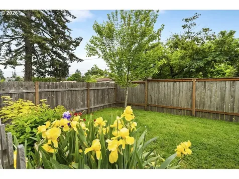 7142 SE 69th Avenue Portland OR 97206