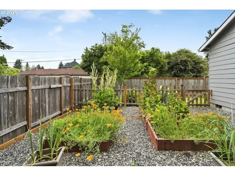 7142 SE 69th Avenue Portland OR 97206