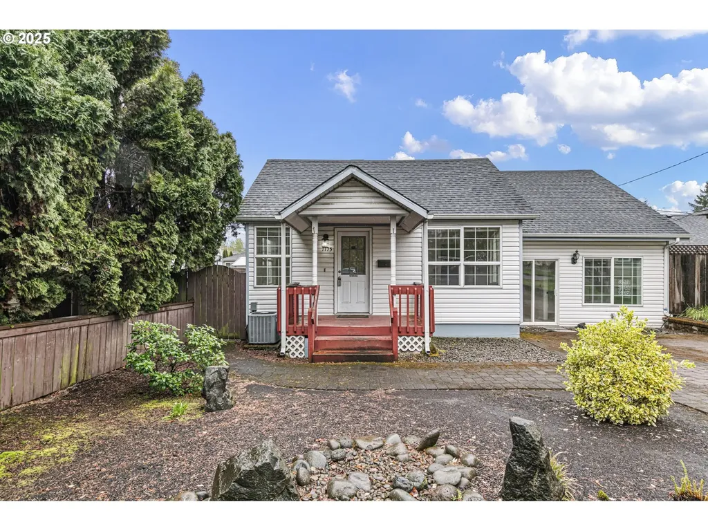 1175 Kalmia Street Junction City OR 97448