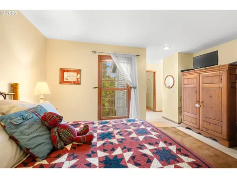464 Livingood Lane Lake Oswego OR 97034