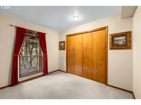 464 Livingood Lane Lake Oswego OR 97034