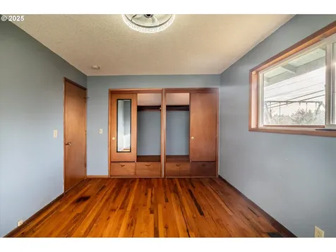 93581 Bay Park Lane Coos Bay OR 97420
