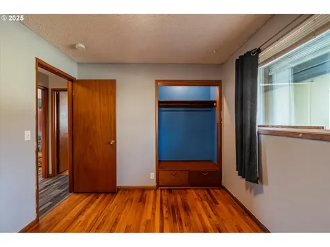 93581 Bay Park Lane Coos Bay OR 97420