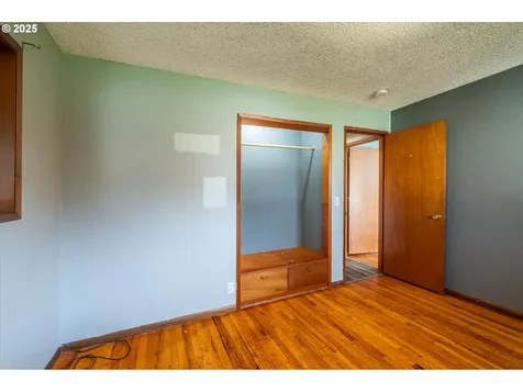 93581 Bay Park Lane Coos Bay OR 97420