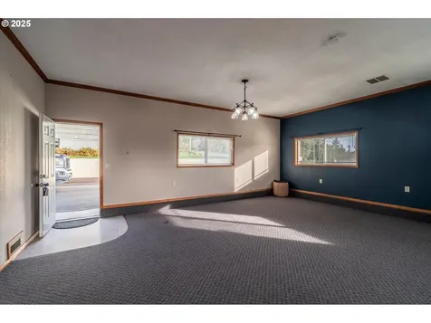 93581 Bay Park Lane Coos Bay OR 97420